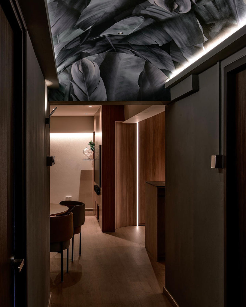 Botany Mist, Tropical Accent Wallpaper in hallway's ceiling
