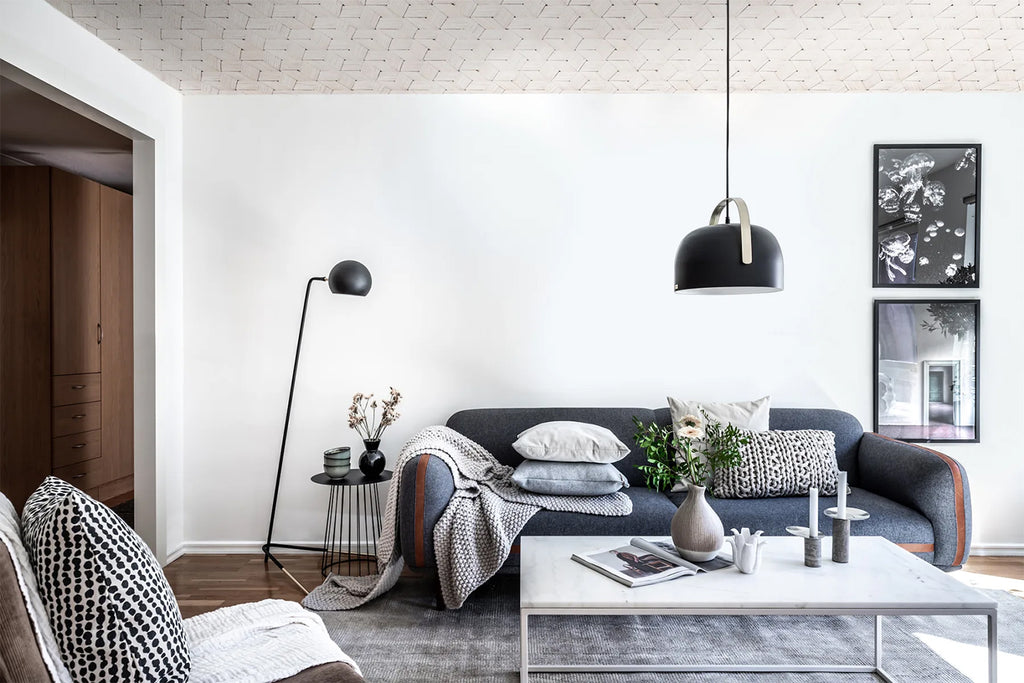 Birch Bark Braids, Pattern Wallpaper on the cieling.