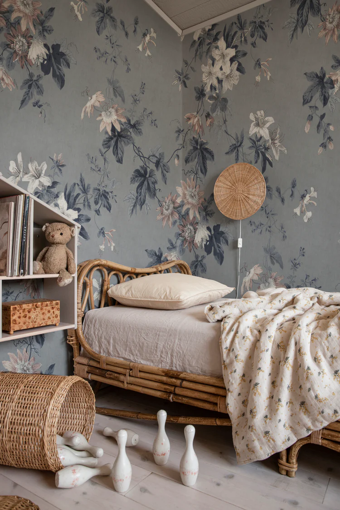 Faded Passion, Floral Pattern Wallpaper in bedroom