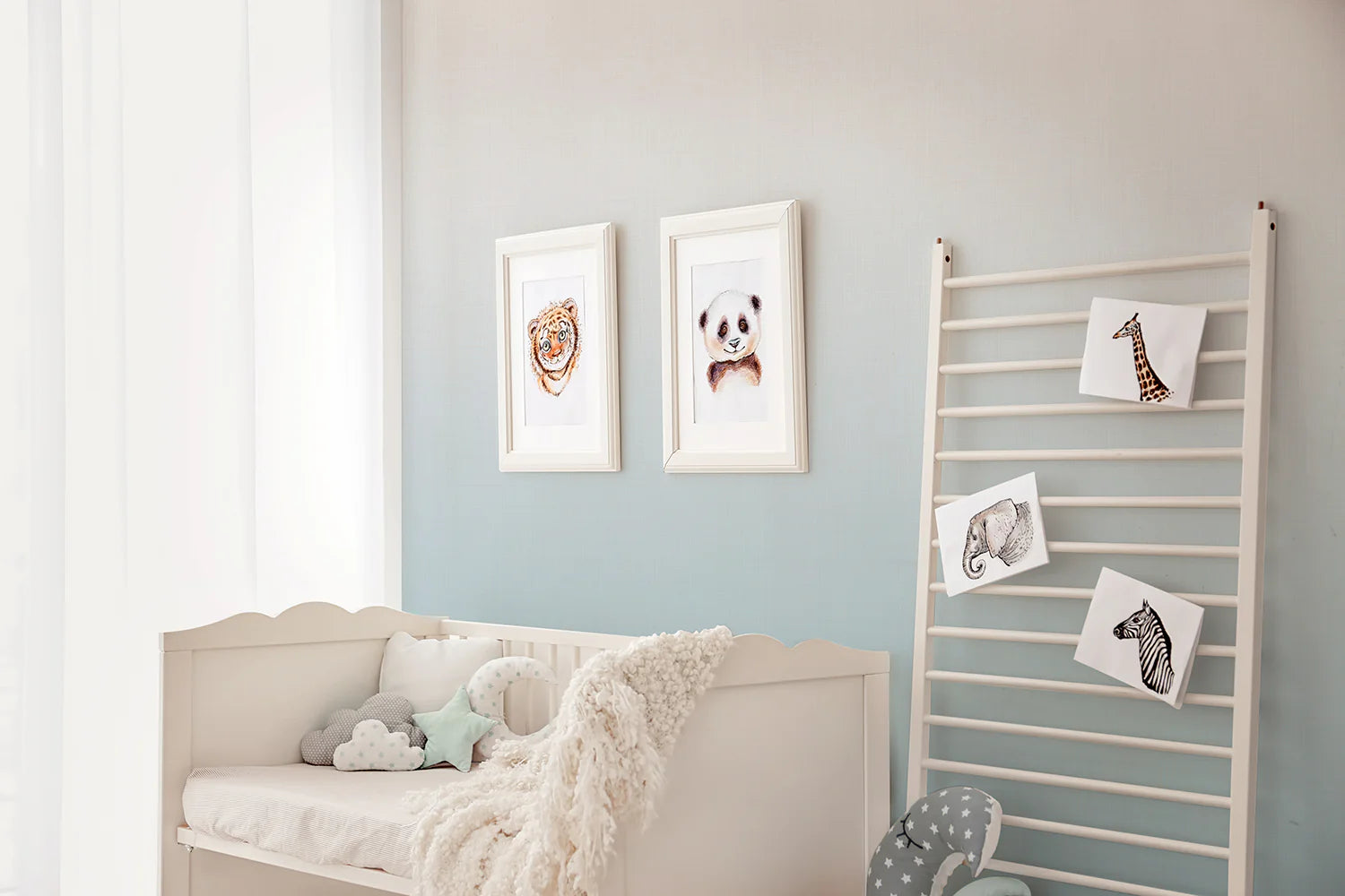 Tessa, Ombre Wallpaper in nursery room