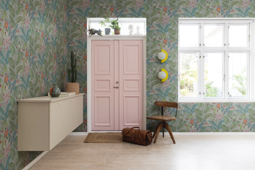 Strawberry Lane, Pattern Wallpaper in Green in Doorways
