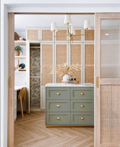 Creative ideas Wallpaper in wardrobe