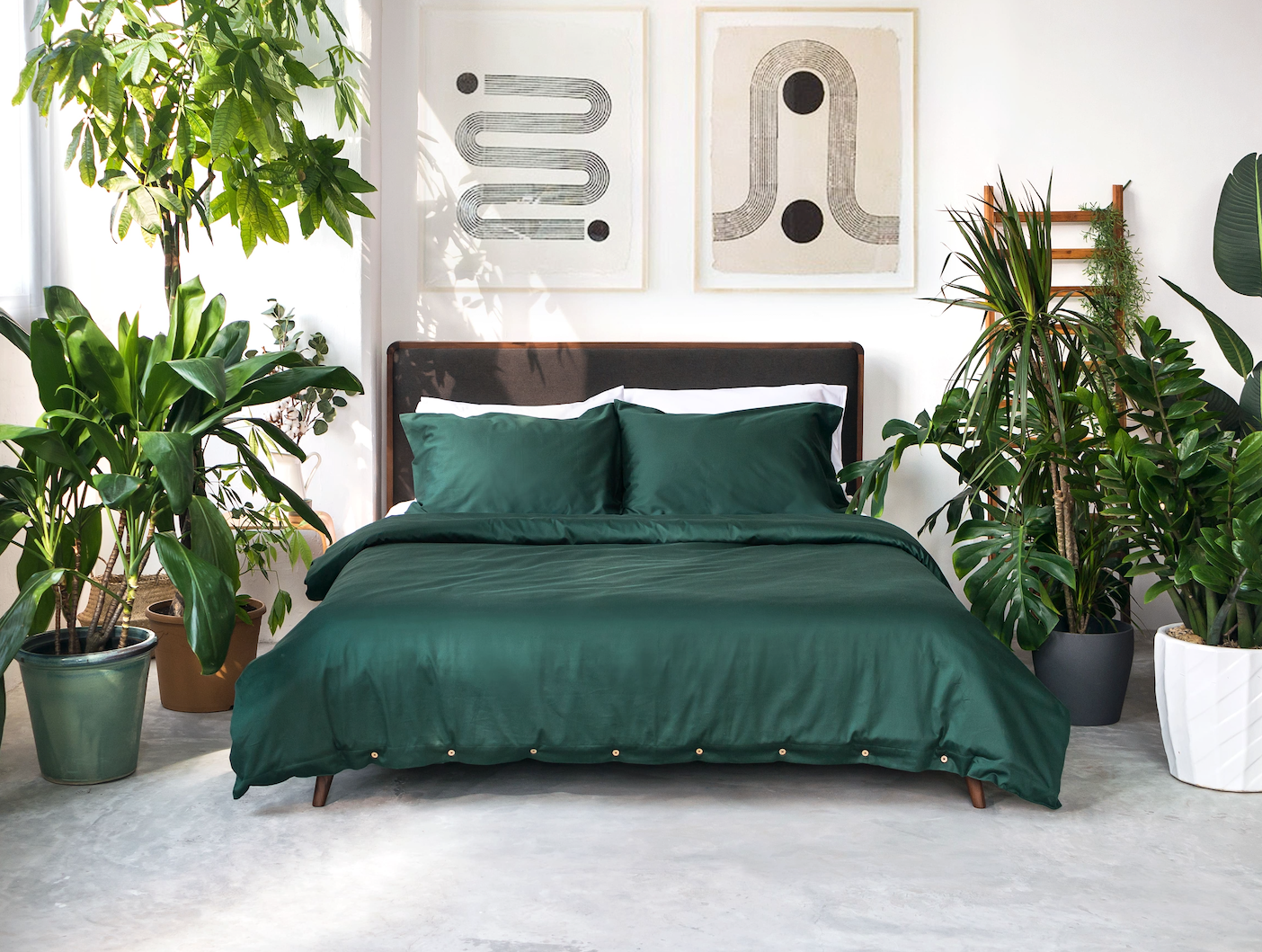 SOJAO Classic Sateen Bedding in Forest Green
