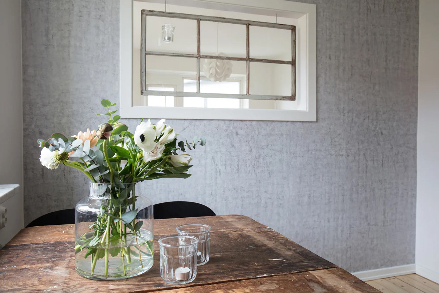 HC-Solid_Concrete_Grey_Faux_Texture_Wallpaper-Interior2.jpg solid grey concrete wallpaper in living room