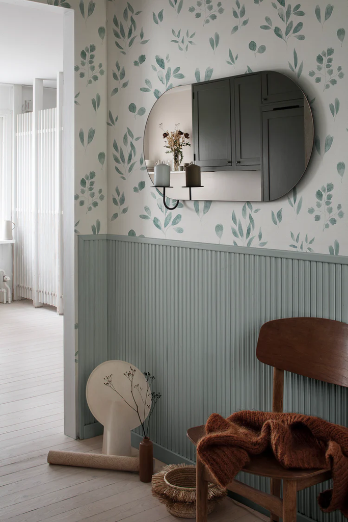 Belle Foliages, Tropical Pattern Wallpaper in Hallway