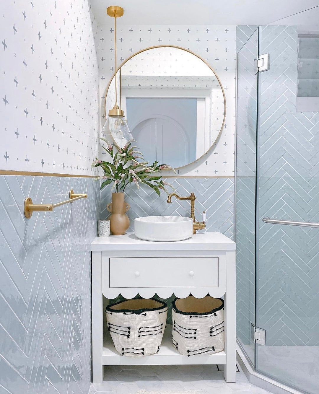 Cross Stitch Wallpaper in Bathroom